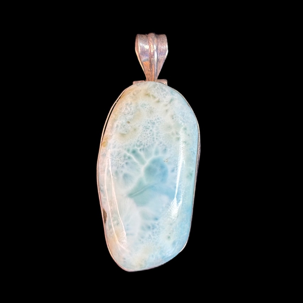 Stunning Silver and Larimar Pendant